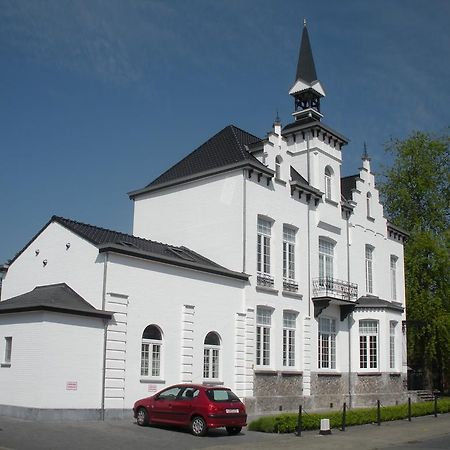 B&B Kasteel De Windt Nieuwkerken-Waas Esterno foto